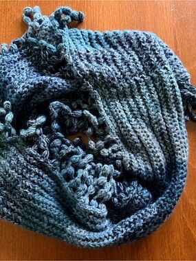 NWT Andes Gifts Blue Ombre Knit Infinity Scarf Fair Trade Cozy
